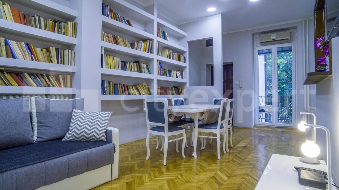 Downtown Apartment In Walk Zone With 3 Bedrooms And Garage Novi Sad Eksteriør billede